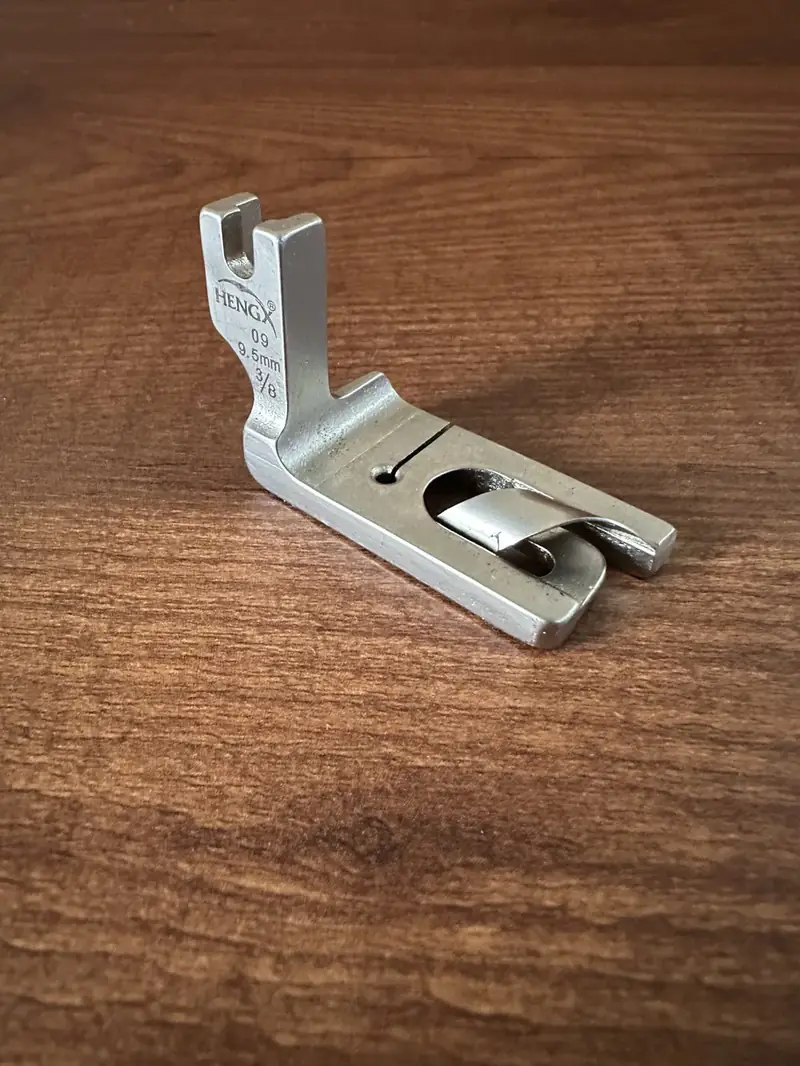 Pico Foot for Industrial Sewing Machine Rolled Hem Presser Feet Single Needle Foot ( 9.5 mm 3/8 )